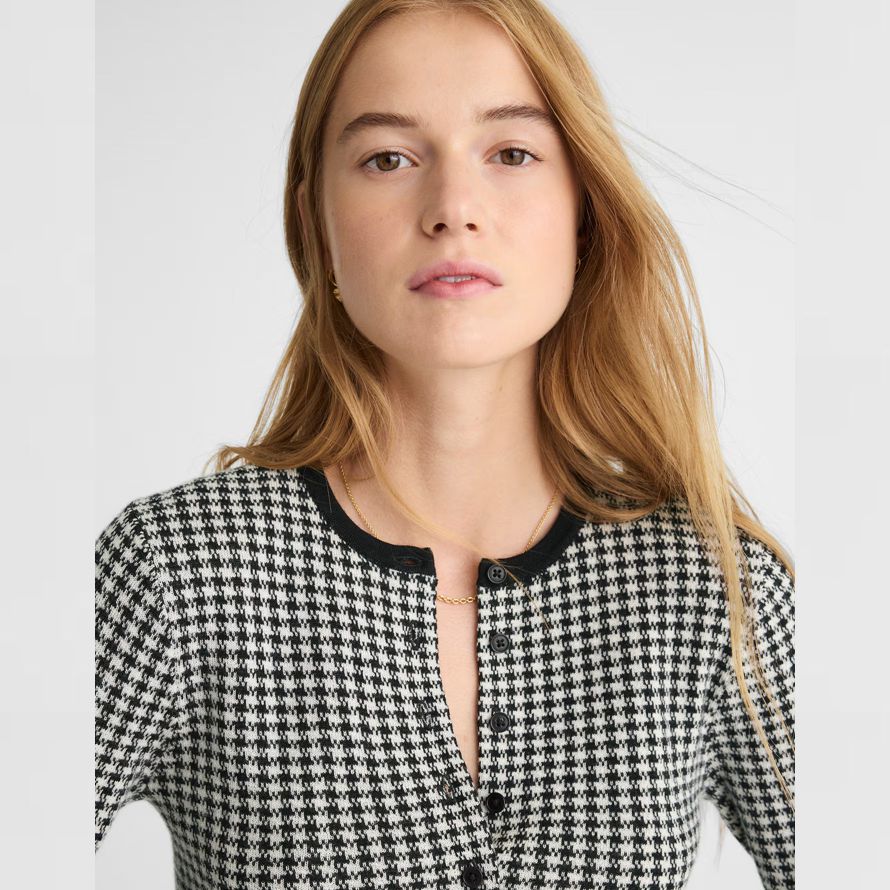 womens madewell pied-de-poule encolure ras du cou 100 laine merino cardigan noir blanc