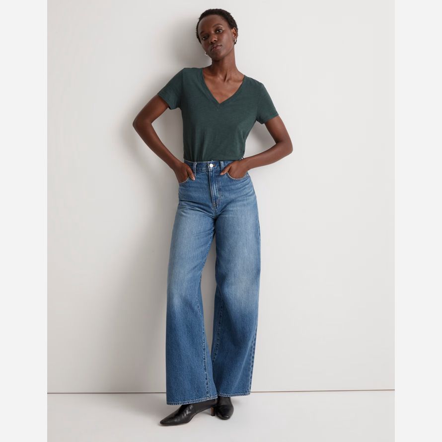 madewell murmure coton À col en v pour femmes t-shirts vert foncé